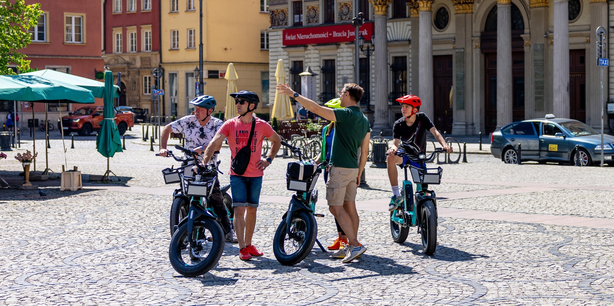 Wrocław on Two Wheels with a Guide: Why It’s the Best Way to Discover the City